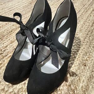 Elegant Black Women's Shoes